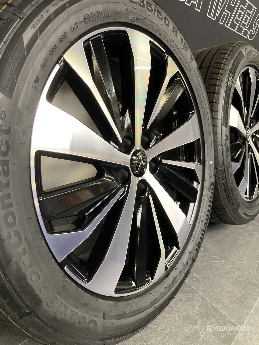 19” originele Peugeot 3008 / 5008 velgen + banden DEMO 5x108, Autos : Pièces & Accessoires, Pneus et Jantes, Véhicule de tourisme