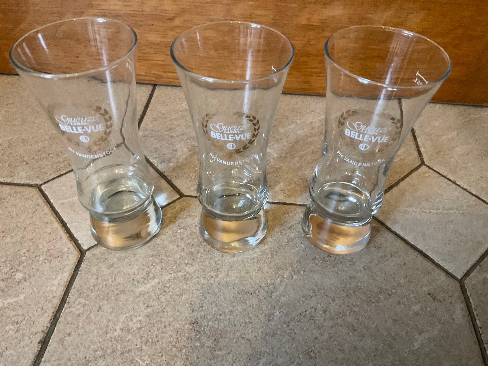 3 anciens verres à Gueuze Belle-Vue, Envoi, Comme neuf