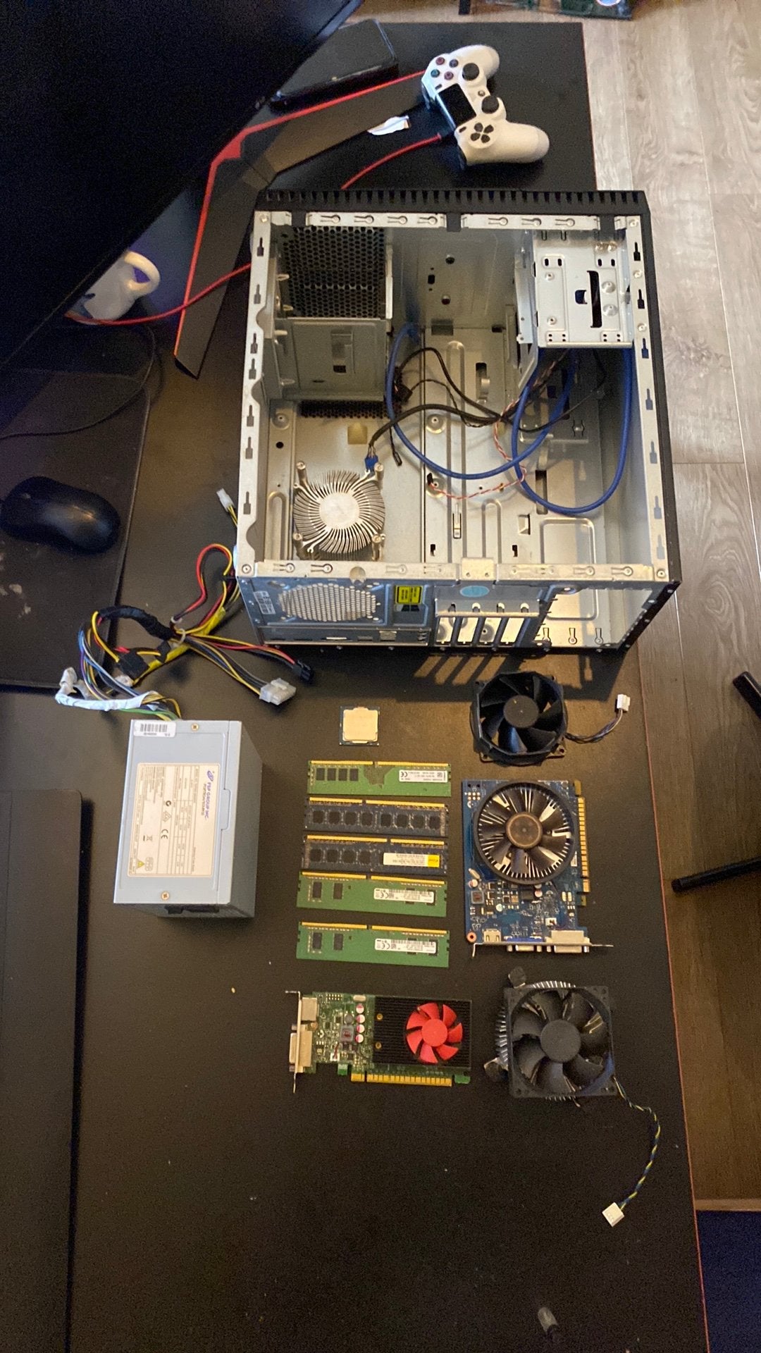 Lot composants PC : cartes graphiques, RAM, alim, Enlèvement