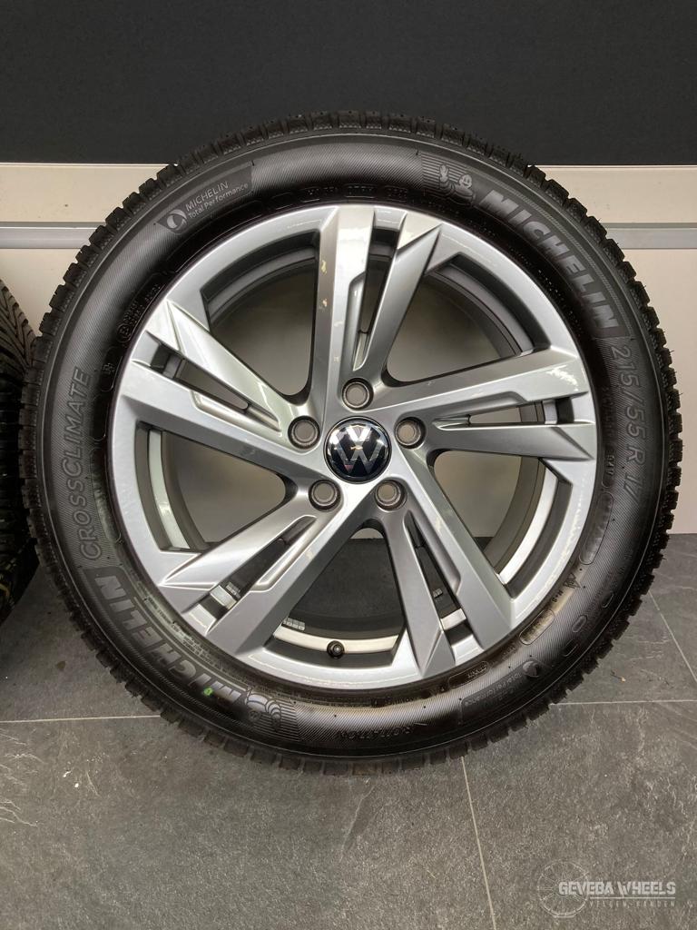 17” originele Volkswagen T-roc velgen allseason banden 5x112, Auto-onderdelen, -, -, Banden en Velgen, 17 inch