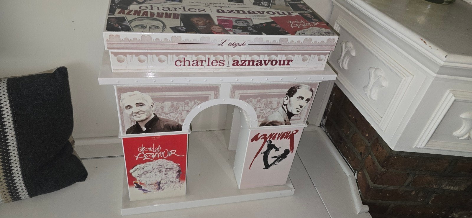 Collectors item  charles aznavour, Ophalen
