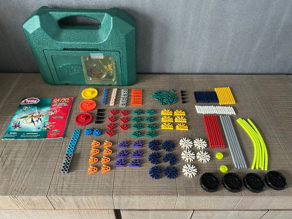 Koffer K’Nex met bouwdelen en boekje, Ophalen of Verzenden, Zo goed als nieuw, K'nex