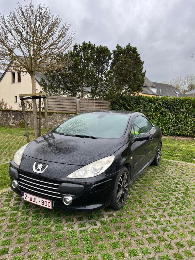 Peugeot 307 cabriolet (pour export), Autos, Achat, Cabriolet, Noir, Diesel