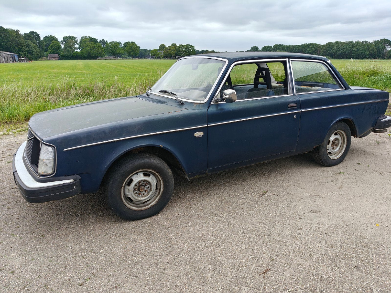 Volvo 242 Barnfind uit 1975, Autos, Achat, Entreprise, Boîte manuelle, 2 portes