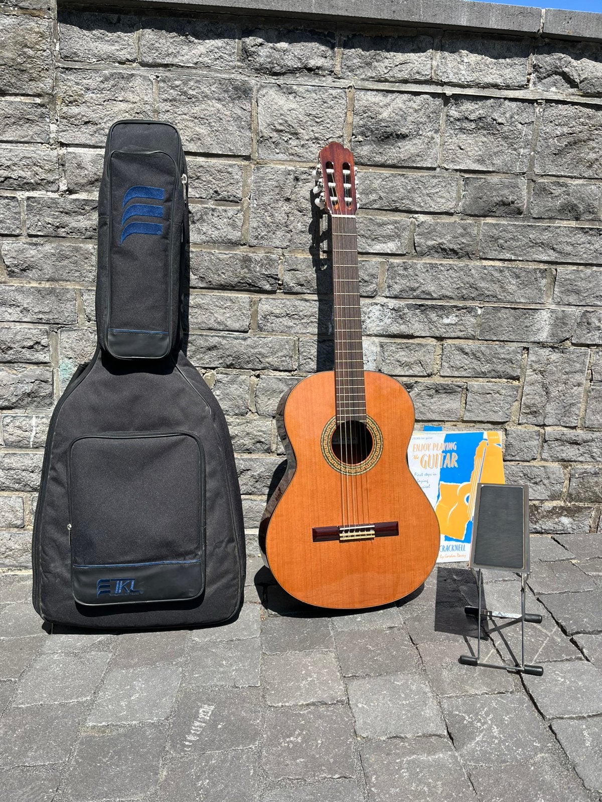 Guitare Alhambra 3C, Musique & Instruments, Instruments à corde | Guitares | Acoustiques, Enlèvement, Comme neuf