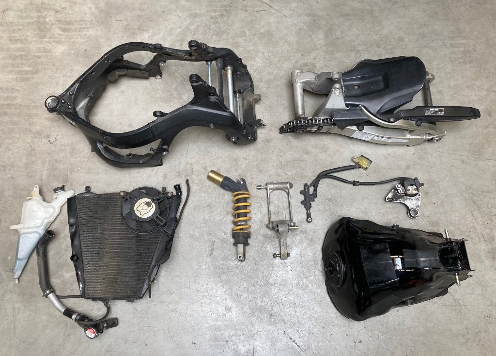 FIREBLADE SC57 motorblok voorvork wielen frame achterbrug, Enlèvement, Utilisé