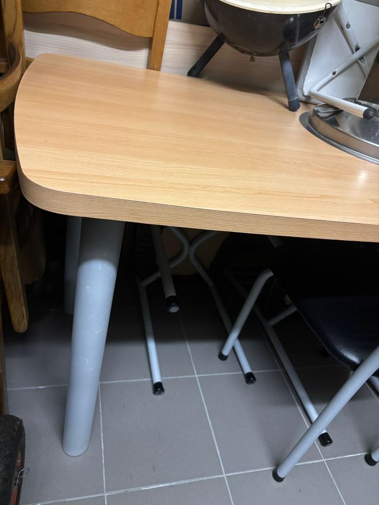Eettafel met 4 stoelen, Huis en Inrichting, Tafels | Eettafels, Ophalen, Zo goed als nieuw, Vier personen