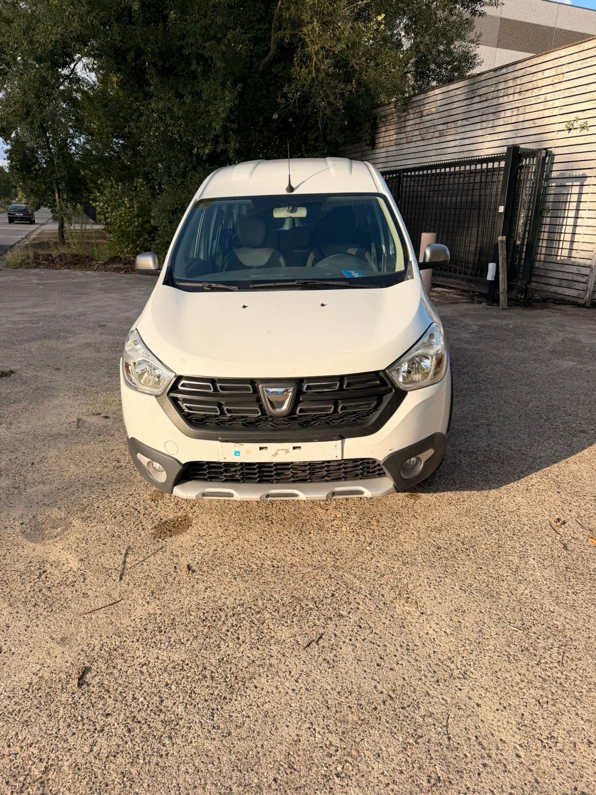 Dacia Dokker 1.5 dCi Diesel – 2020 – Car-Pass – Export, Autos, Dacia, Achat, Euro 6, Entreprise, Boîte manuelle