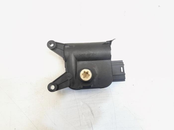Clapet chauffage moteur d'un Volkswagen Passat, Autos : Pièces & Accessoires, Moteurs & Accessoires, Volkswagen, -, 3 mois de garantie