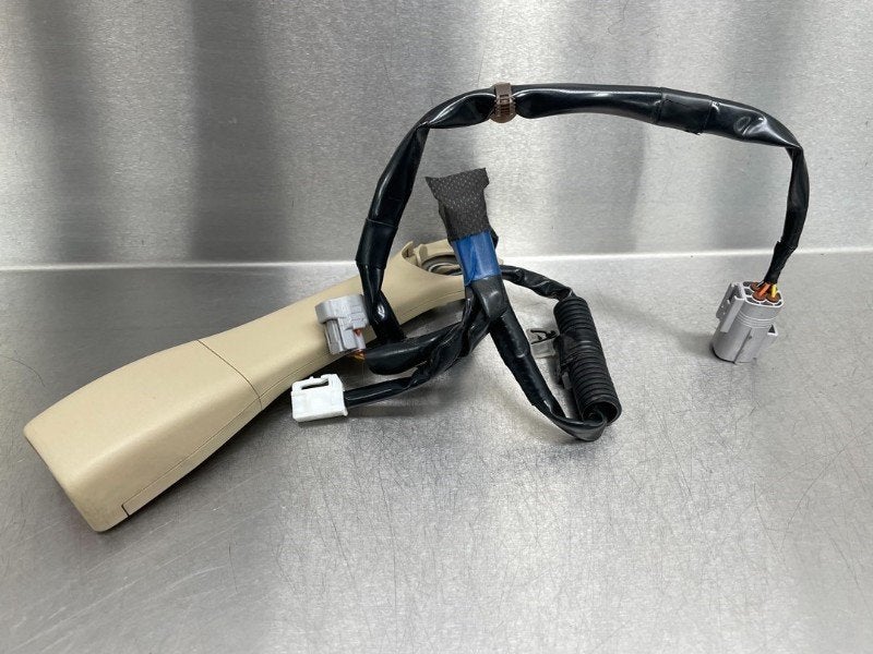 BOUCLE DE CEINTURE DE SECURITE AVANT DROIT Lexus LS (F4), Utilisé, Lexus