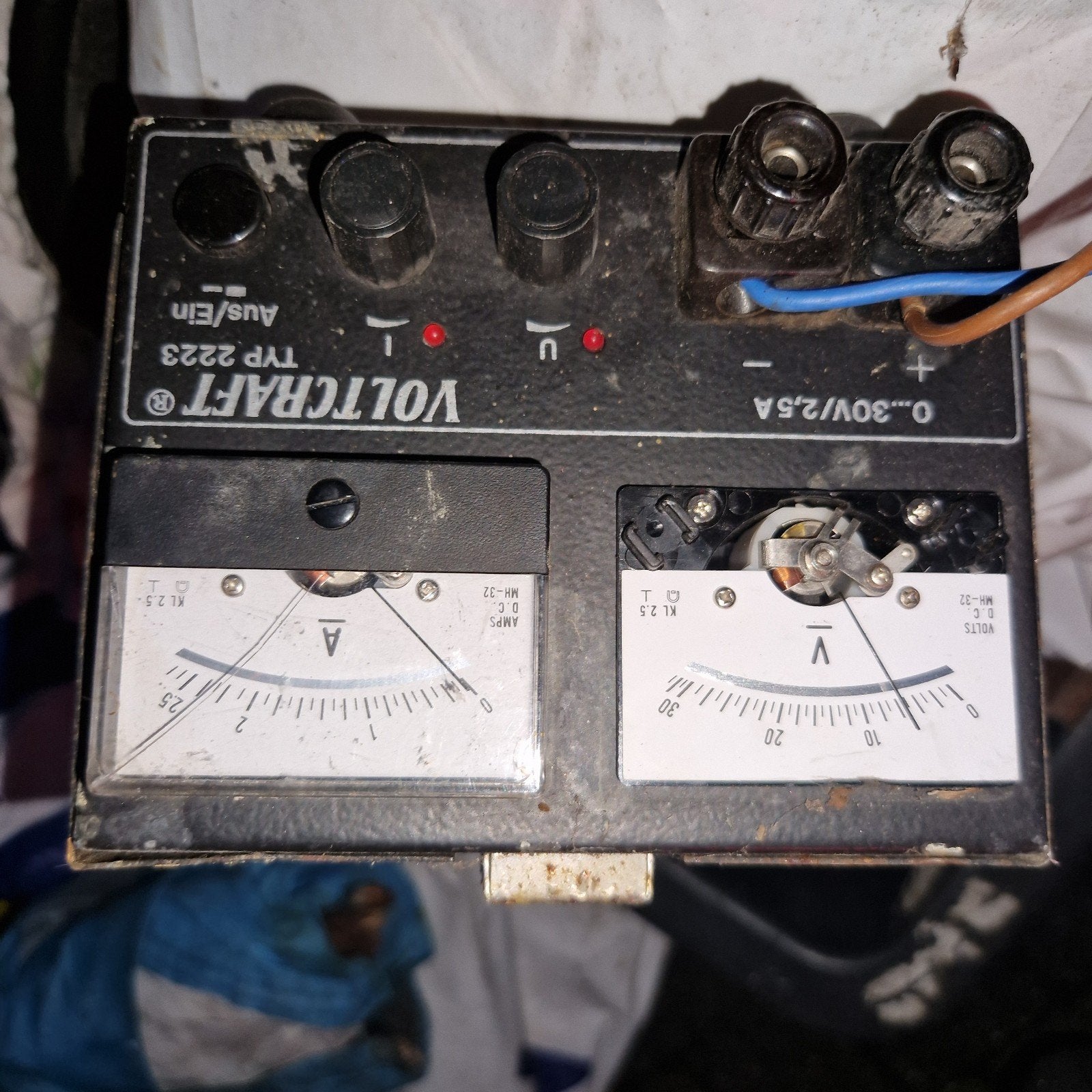 transformator. 0 tot 30v , 2.5A, Doe-het-zelf en Bouw, Elektriciteit en Kabels, Ophalen