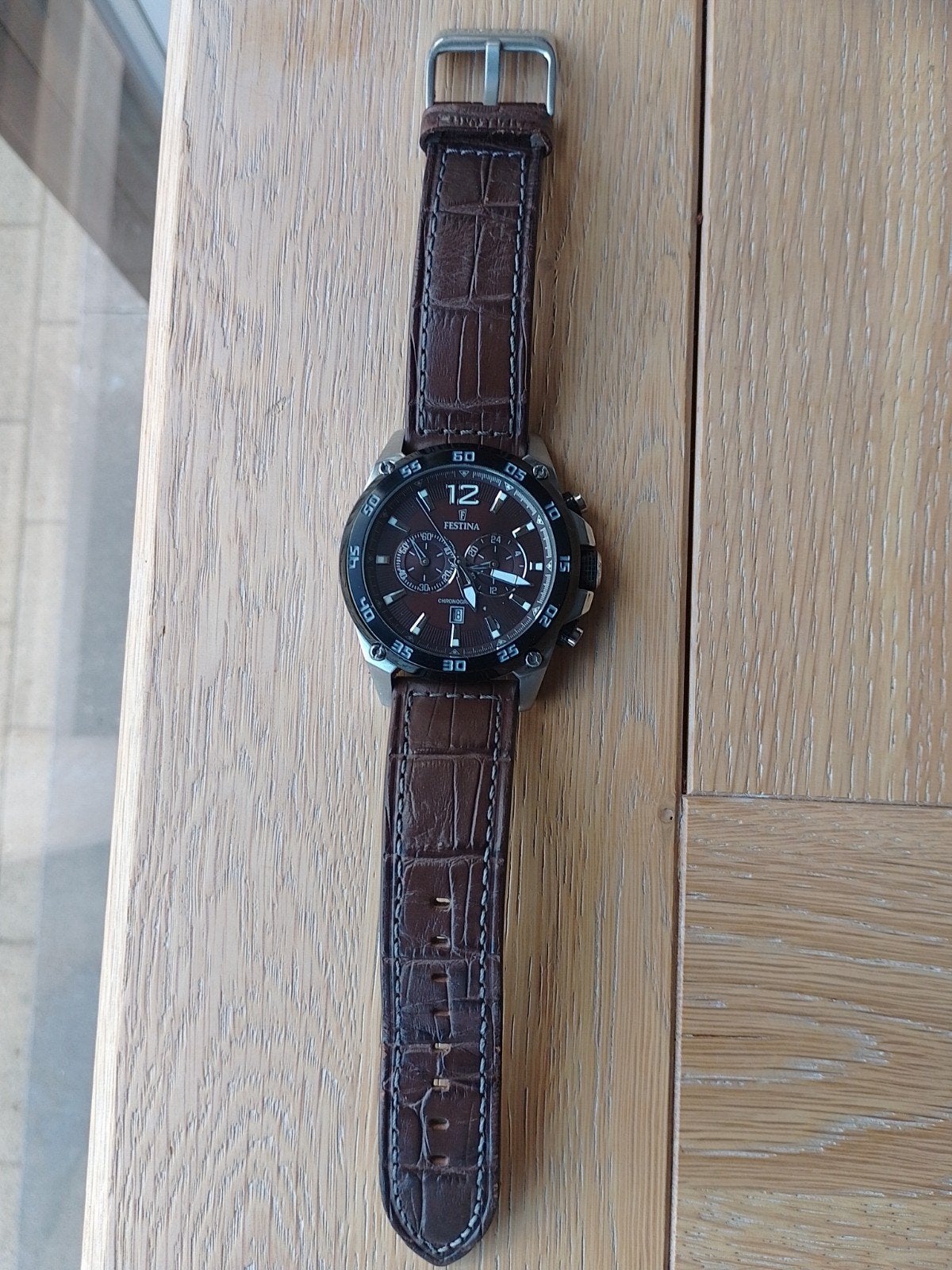 Chronographe Festina boîtier marron foncé 46 mm, Montre-bracelet, Autres marques, Enlèvement ou Envoi, Cuir