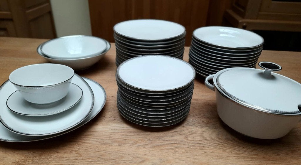 Vintage servies Mitterteich Bavaria, Antiek en Kunst, Antiek | Servies compleet, Ophalen