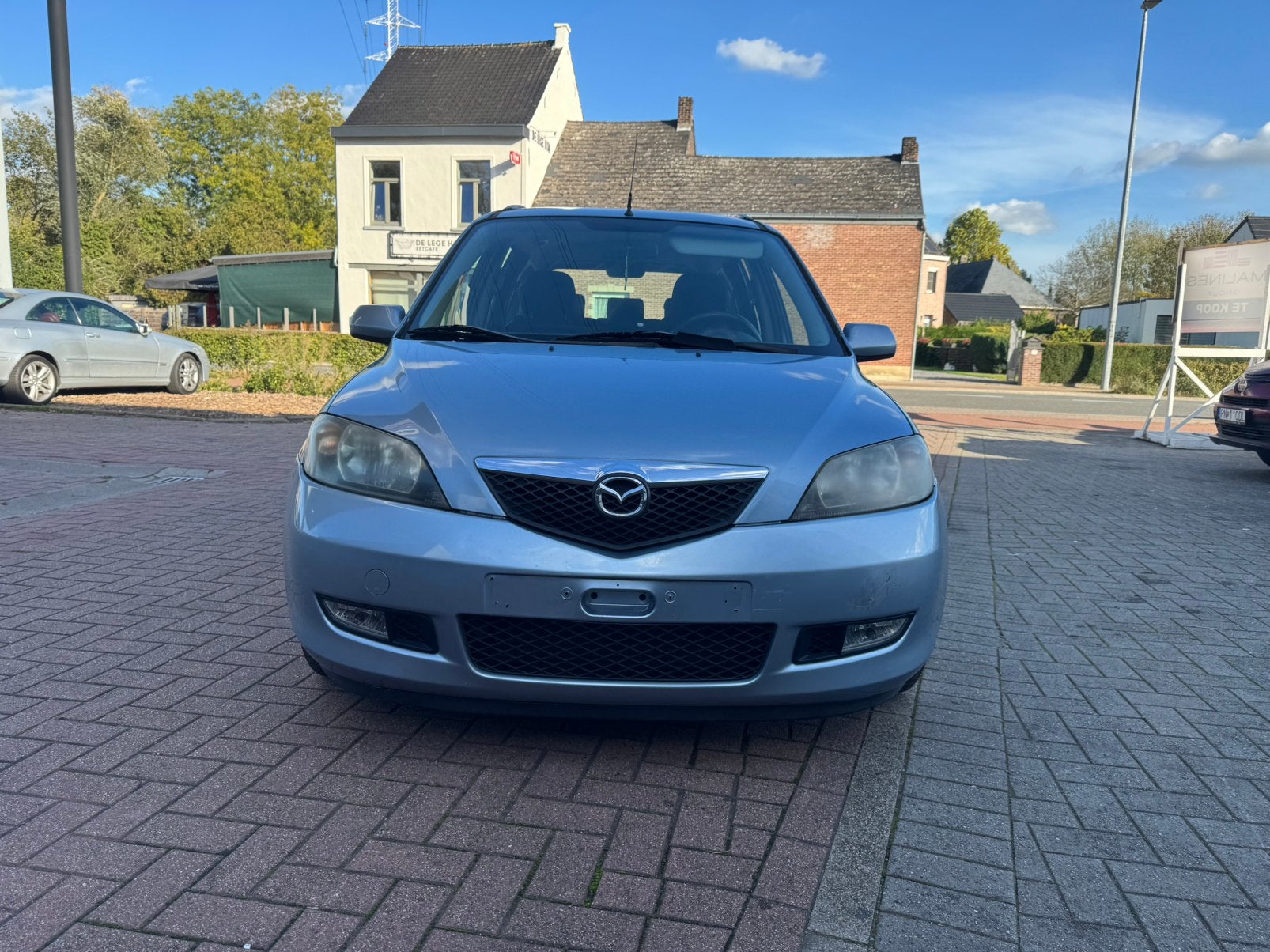Mazda2 1.4 - ESSENCE - AUTOMATIQUE - AIRCO - 110.000km -2004, Autos, Achat, Entreprise, Noir, 5 portes