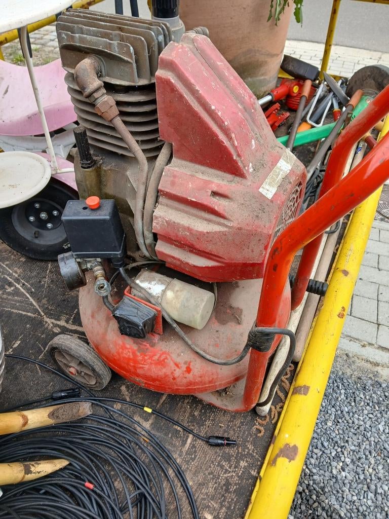 Compressor 240v, Doe-het-zelf en Bouw, Compressors, Ophalen