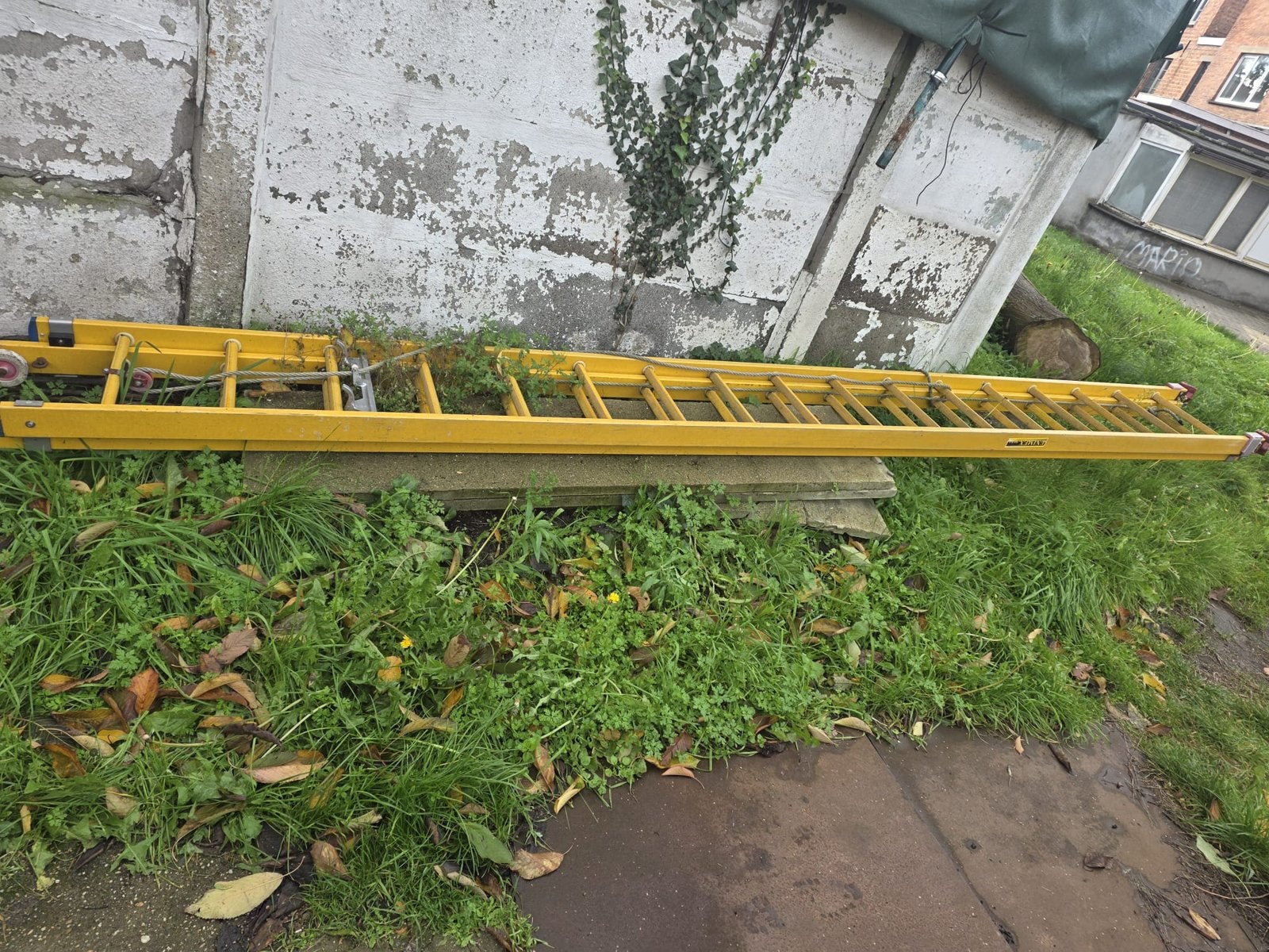 GVK-ladder 12m (glasvezel), Doe-het-zelf en Bouw, Ophalen, Zo goed als nieuw, Ladder, Opvouwbaar of Inschuifbaar