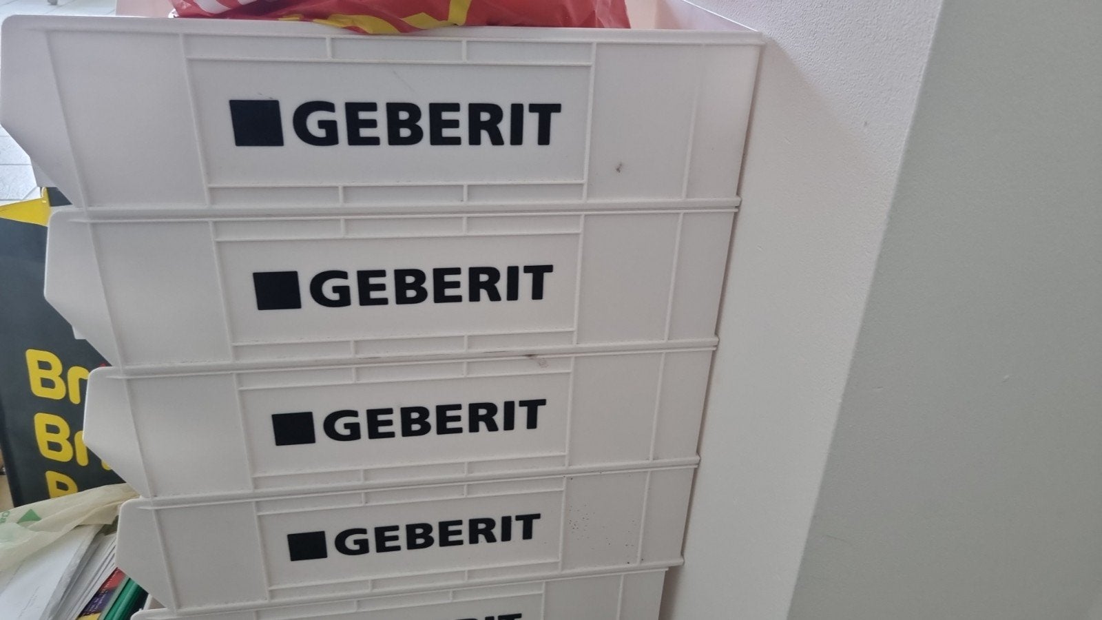 Geberit bakjes ( groot) 20 stuks, Doe-het-zelf en Bouw, Ophalen