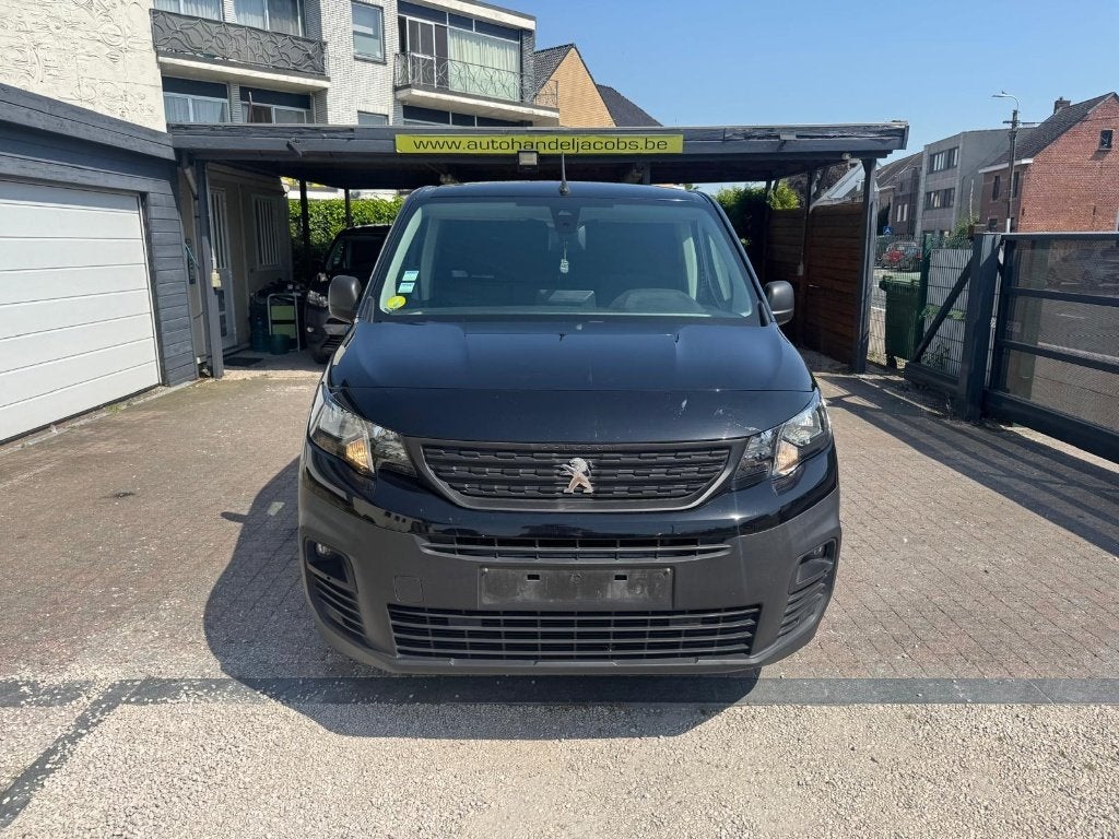 PEUGEOT PARTNER * 1.5HDI * EXPORT * CAMERA * GPS * CARPLAY, Voorwielaandrijving, 75 kW, Stof, Zwart