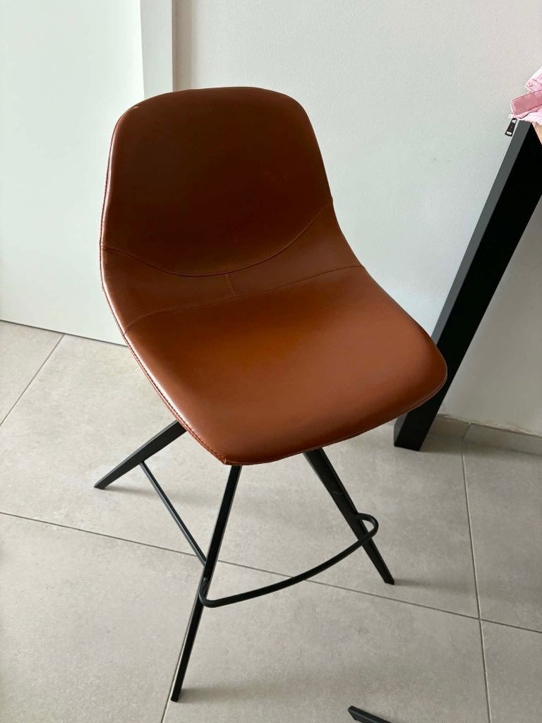 Hoge stoelen, Ophalen, Zo goed als nieuw, Overige kleuren, Overige materialen