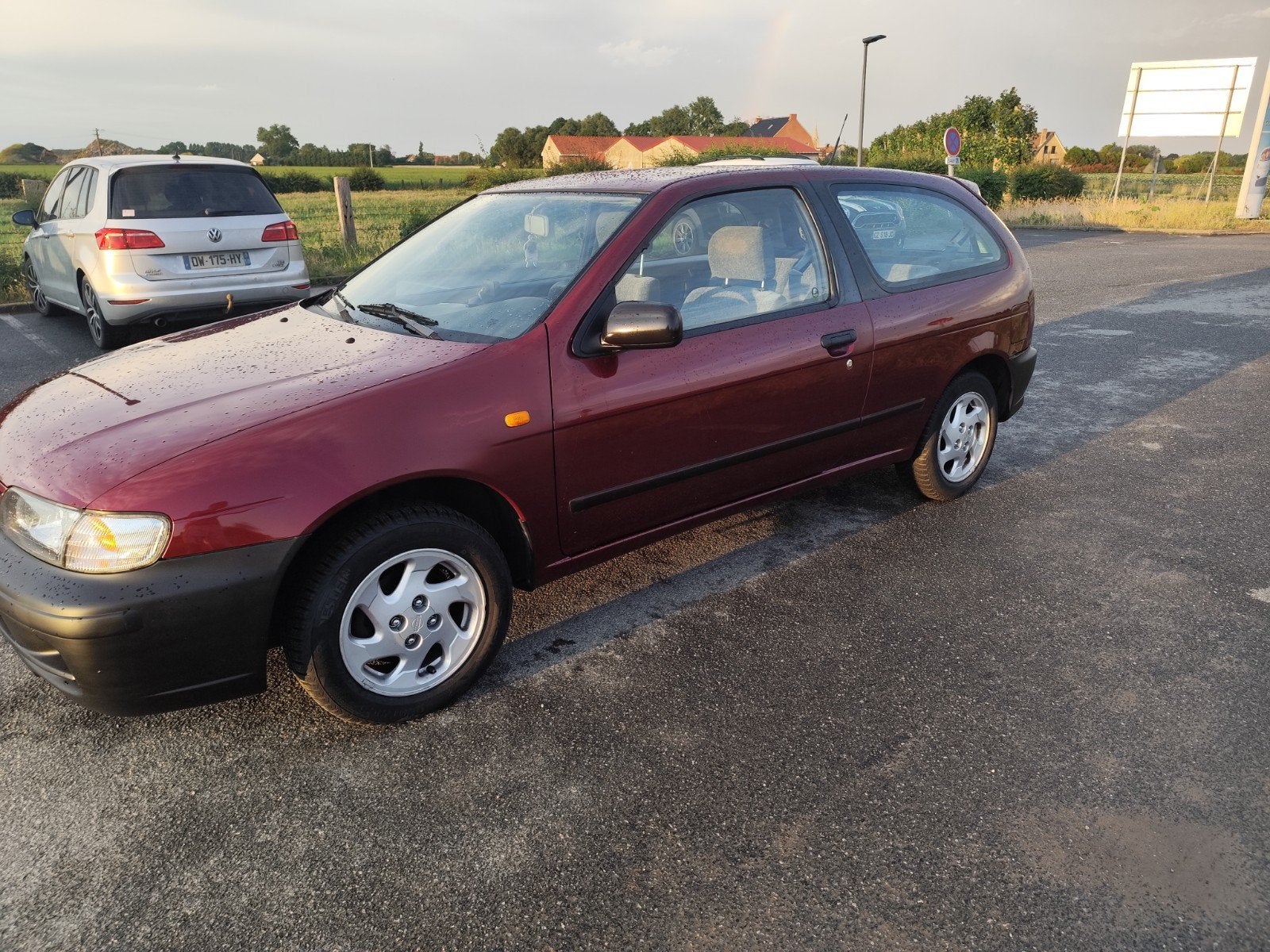 nissan almera 1.4 + ampli caisson complet, Achat, Boîte manuelle, Berline, Particulier