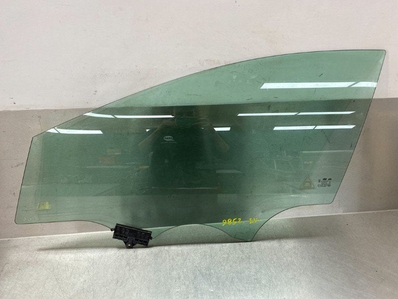 VITRE AVANT GAUCHE Hyundai i40 CW (VFC) (01-2011/05-2019), Utilisé, Hyundai