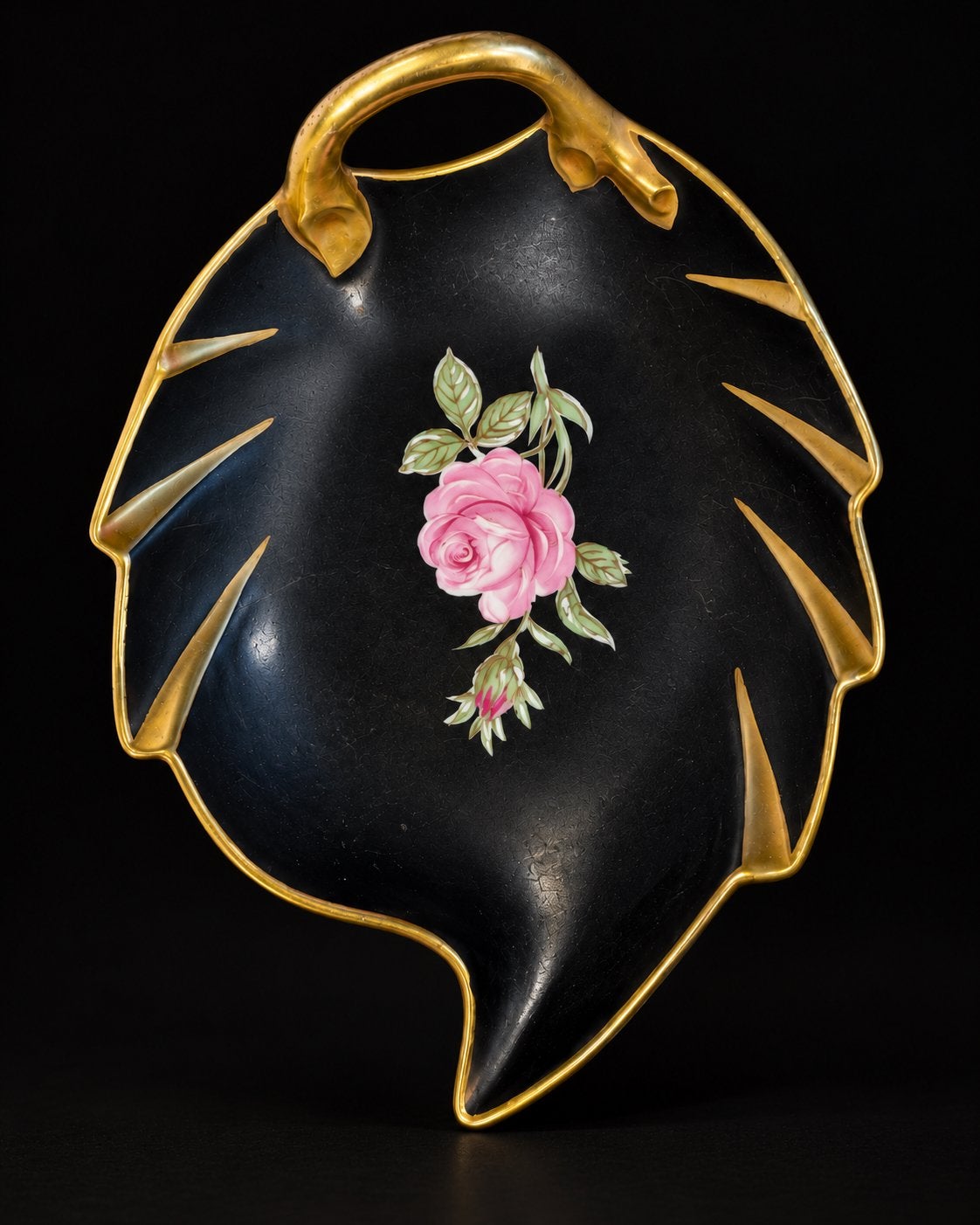 Plat ancien en porcelaine — JWK Karlsbad — décor rose, Antiquités & Art, Enlèvement ou Envoi