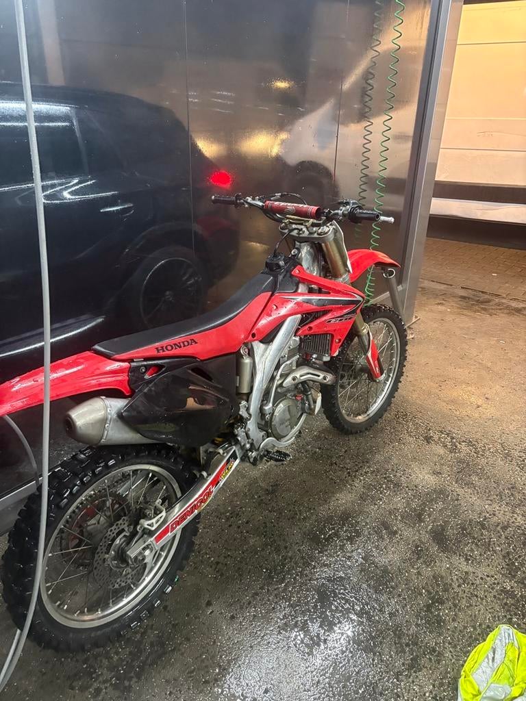 Crf450, Motoren, Bedrijf