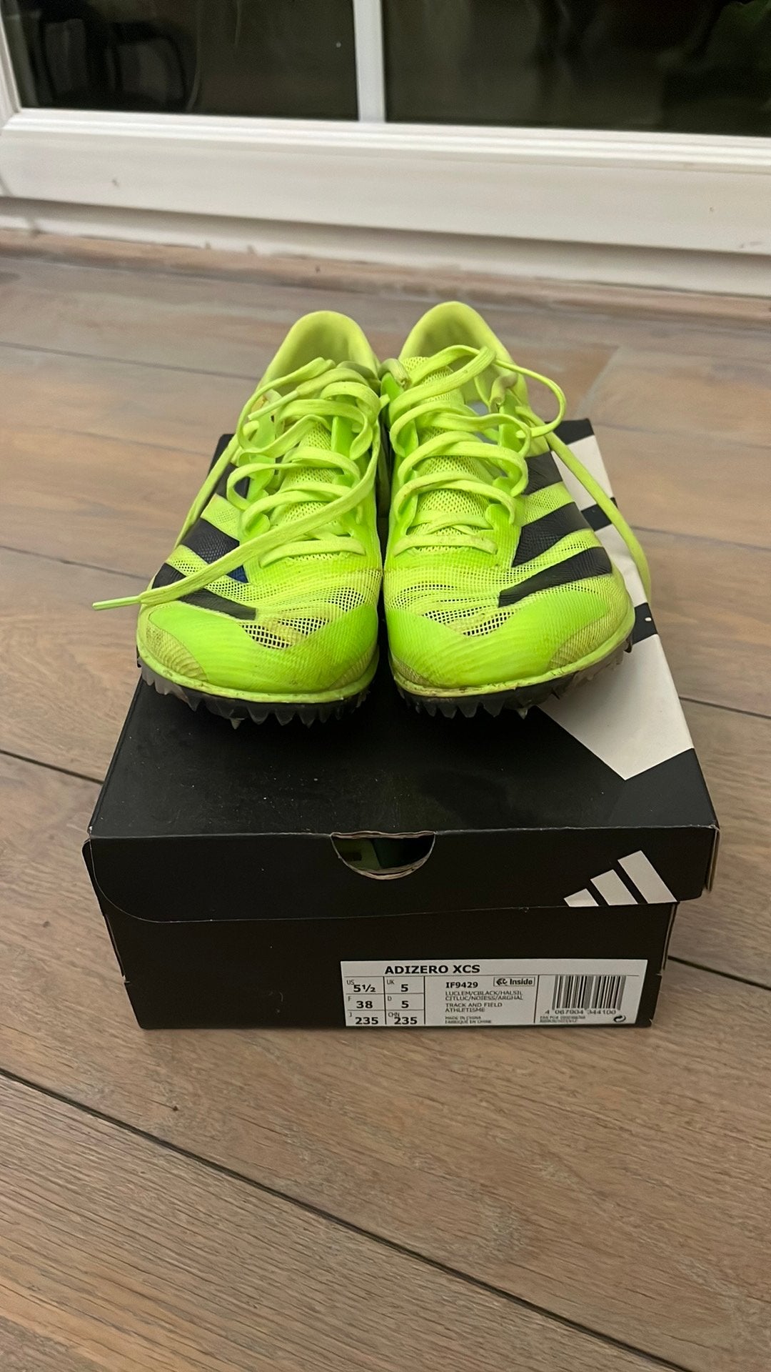 Spikes Adidas 38, Sports & Fitness, Enlèvement, Comme neuf, Spikes, Adidas