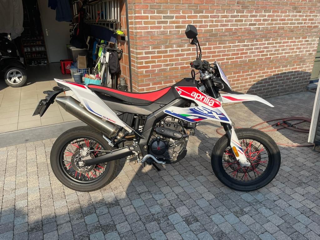 Aprilia SX 125 | 2021 | 5 200 km | Supermoto en parfait état, Permis Moto A1 minimum, ABS, 1 cylindre, Manuelle