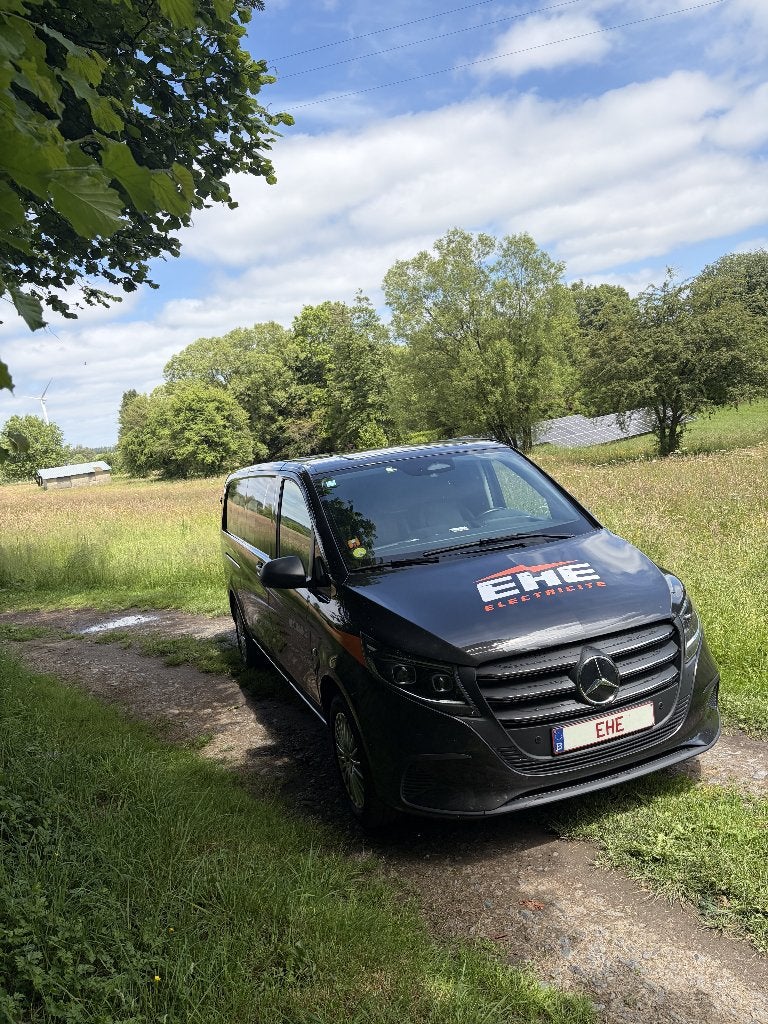Mercedes Benz Vito Utilitaire, Autos, Argent ou Gris, Achat, Entreprise, 3 places
