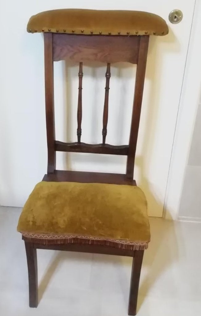 Antieke kerkstoel, Enlèvement
