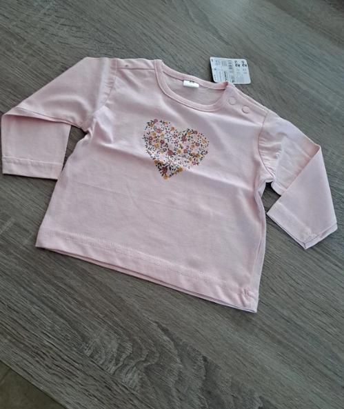 Roze longsleeve met hartje 68 nieuw, Kinderen en Baby's, Babykleding | Maat 68, Zeeman, Meisje, Nieuw, Ophalen of Verzenden