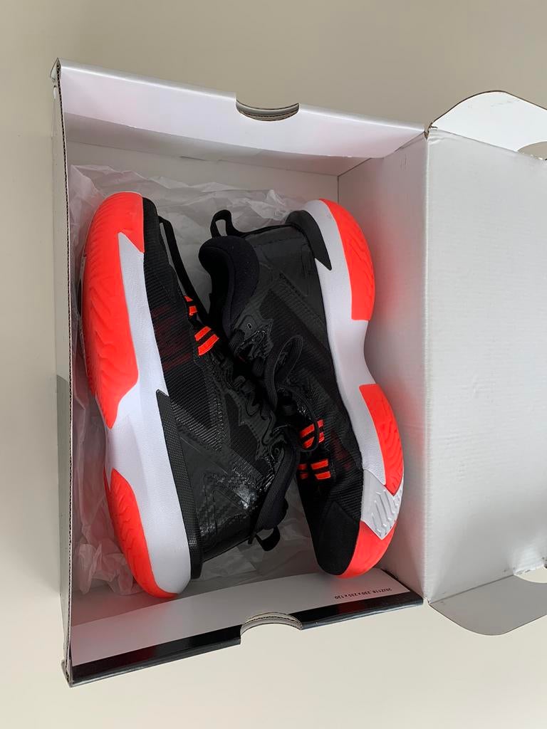 Jordan - taille 40 - mis 1x, Ophalen of Verzenden, Zo goed als nieuw
