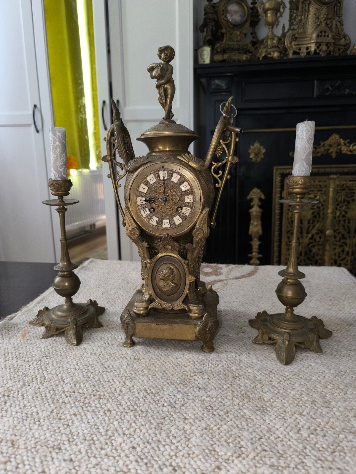 Très belle horloge ; elle fonctionne bien., Enlèvement ou Envoi