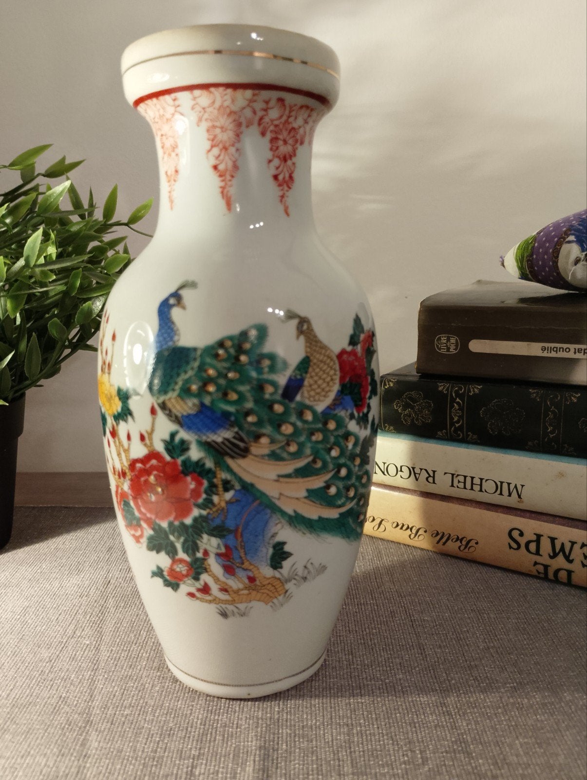 Vase en porcelaine de chine décor paon majestueux calligraph, Antiquités & Art, Antiquités | Vases, Enlèvement ou Envoi