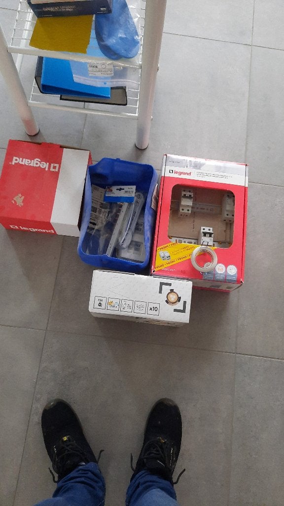 Matériel électrique divers, Bricolage & Construction, Enlèvement, Utilisé