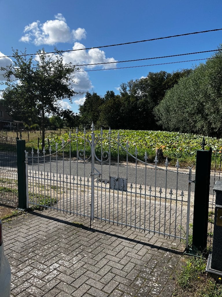 Draaipoort, Ophalen, IJzer