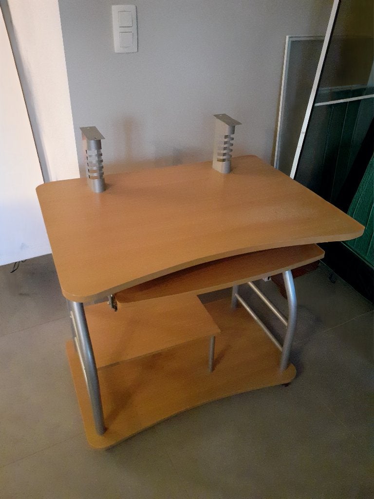 PC en bureautafel, Ophalen, Gebruikt, Eenpersoons, Tijdloos