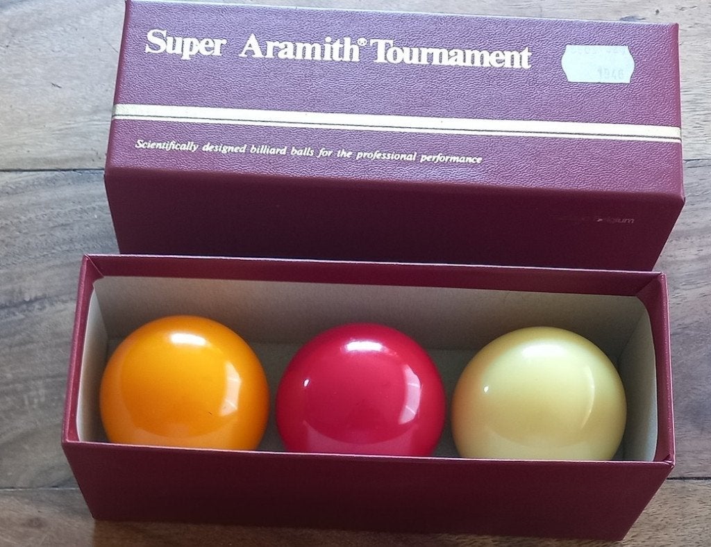 Neuves: Billes Aramith Tournament Carambole 61,5 mm, Ophalen of Verzenden, Nieuw, Keu of Ballen