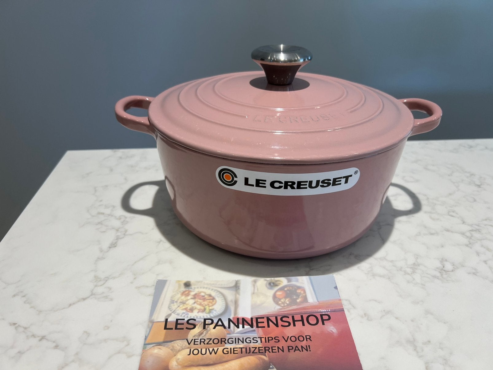 Le Creuset Tradition 24 cm French Rosé très belle, Enlèvement ou Envoi, Le Creuset, Comme neuf, Cocotte