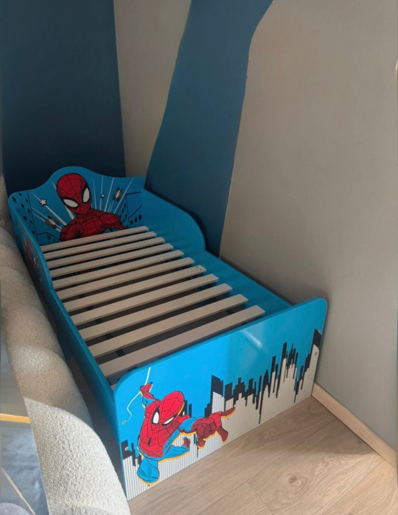 Lit enfant Spiderman – Très bon état, Enlèvement, Comme neuf, Matelas