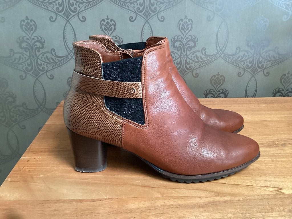 Bottines Cognac Softwaves 40, Enlèvement ou Envoi, Comme neuf, Brun, Boots et Botinnes