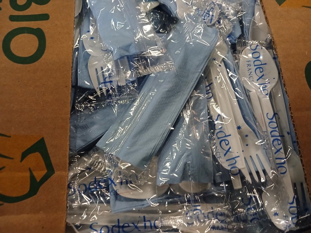 Kunstof / plastic  bestek voor feesten en barbecue, Ophalen, Nieuw, Overige typen