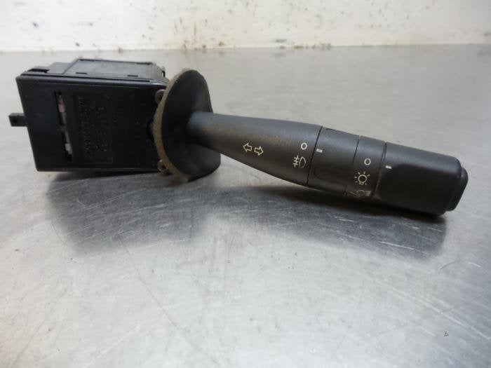 Commutateur feu clignotant d'un Peugeot 206, -, 3 mois de garantie, Utilisé, -
