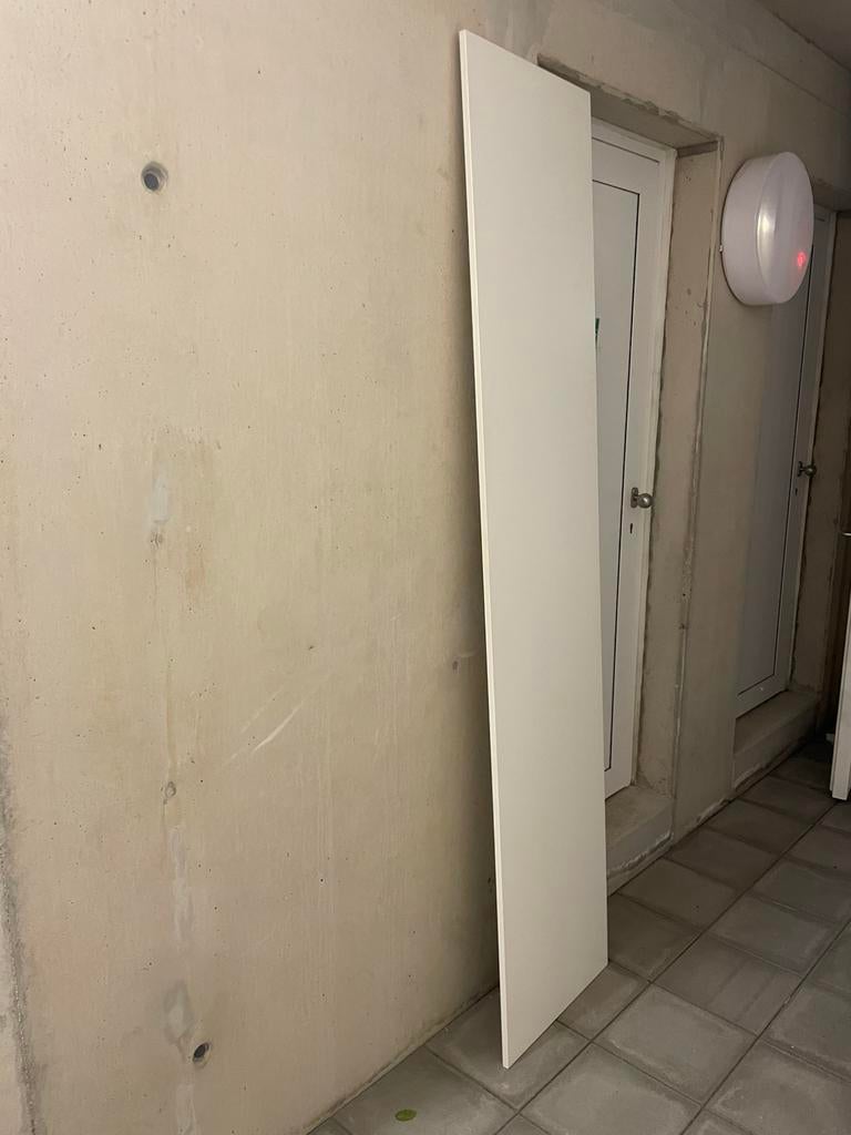 Ikea kast deur, Ophalen