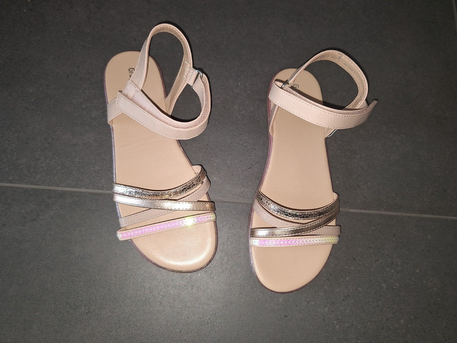 Sandalen maat 36 Nieuw, Kinderen en Baby's, Ophalen, Meisje, Graceland, Overige typen