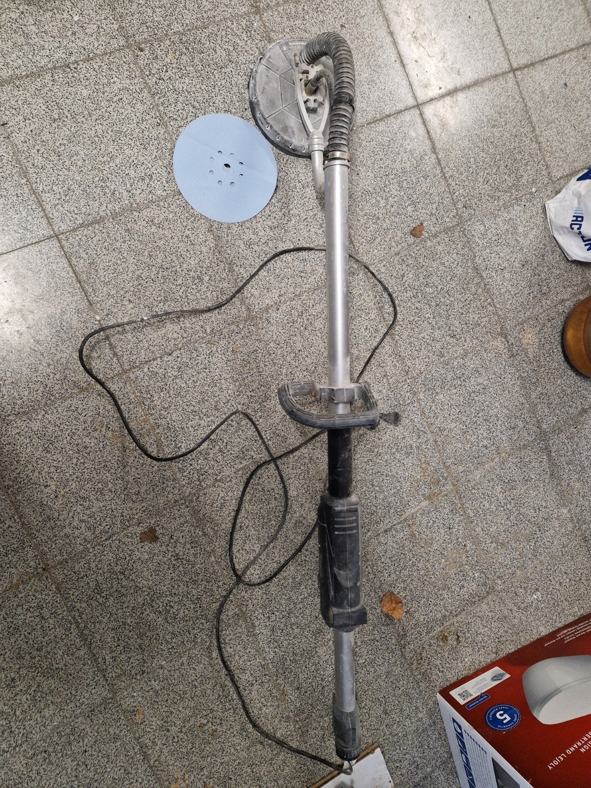 Giraf schuurmachine., Enlèvement