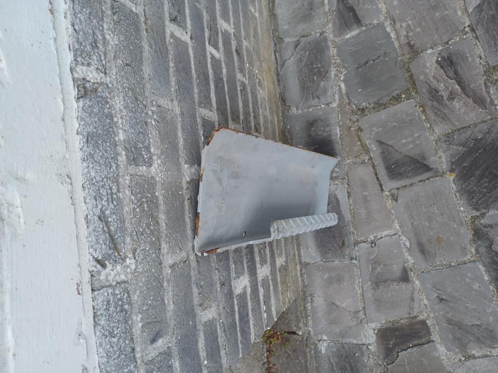 Dorpel voor oprijbrug., Ophalen