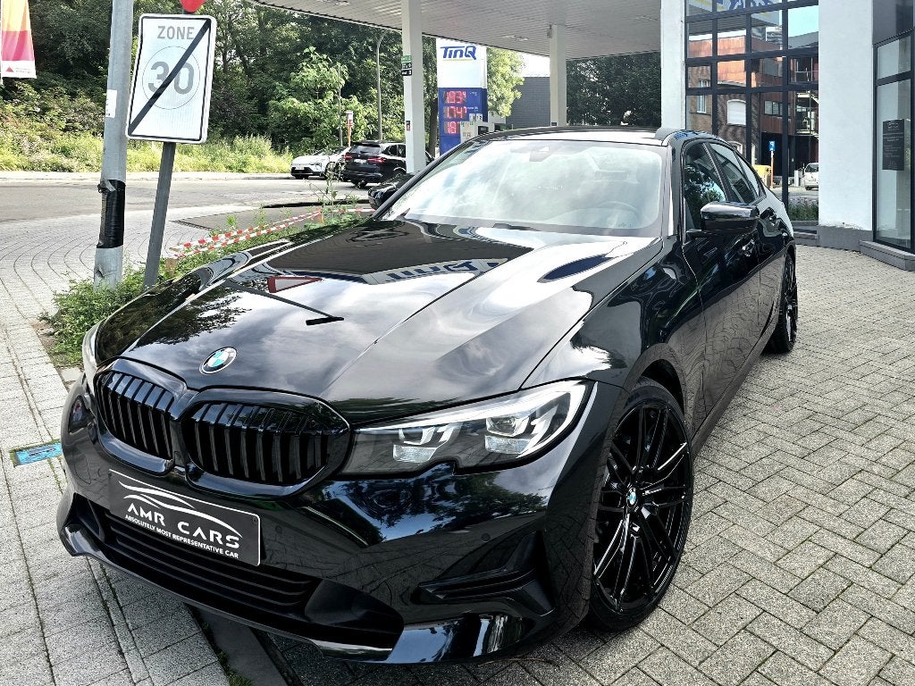 316DA 2.0 - Sportseats-Virtual-LED-Parkeerh-LaneAss-Carplay, Auto's, 4 deurs, 1995 cc, Lichtsensor, Zwart
