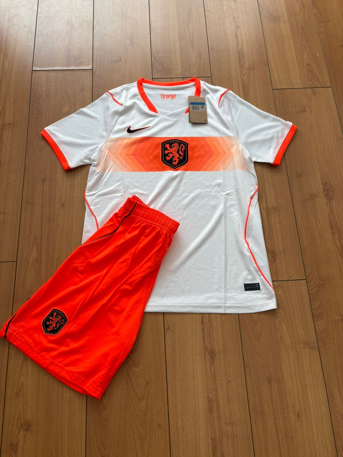 Kit des Pays-Bas pour la Coupe du monde 2026, Sports & Fitness, Football, Taille M, Enlèvement ou Envoi, Neuf